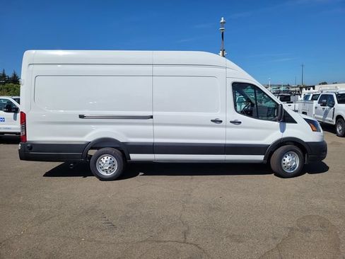 New 2026 Ford Transit 250 148 High Roof Extended AWD image 4