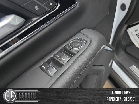 New 2026 GMC Yukon XL Denali w/ Sun & Power Step Package AWD/4WD image 12