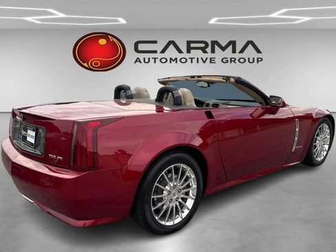 Used 2009 Cadillac XLR RWD image 5