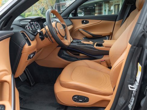 Used 2024 Aston Martin DBX 707 image 12