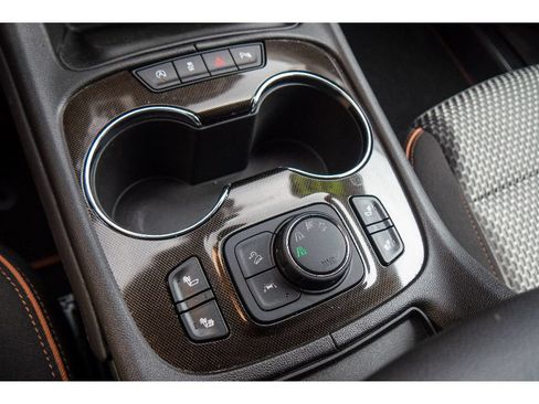 Used 2023 GMC Acadia AT4 AWD/4WD image 26