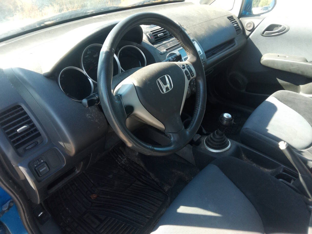 Used 2008 Honda Fit Sport image 33