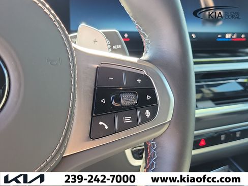 Used 2026 BMW X5 M60i AWD/4WD image 29