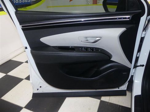 Used 2022 Hyundai Tucson Limited w/ Cargo Package FWD image 23
