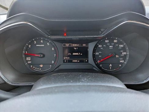 Used 2022 Chevrolet TrailBlazer LT w/ Convenience Package FWD image 13