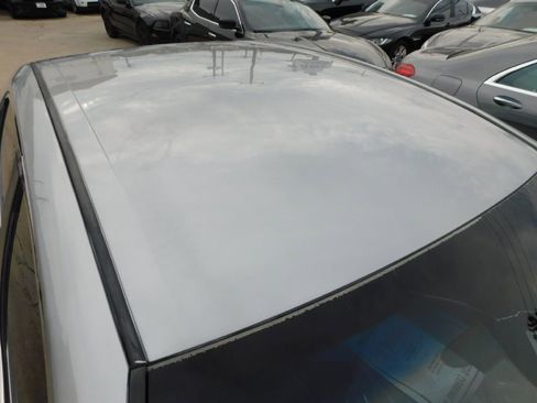 Used 2018 Toyota Camry LE image 40