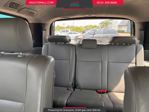 Used 2015 Toyota Sequoia Platinum image 32