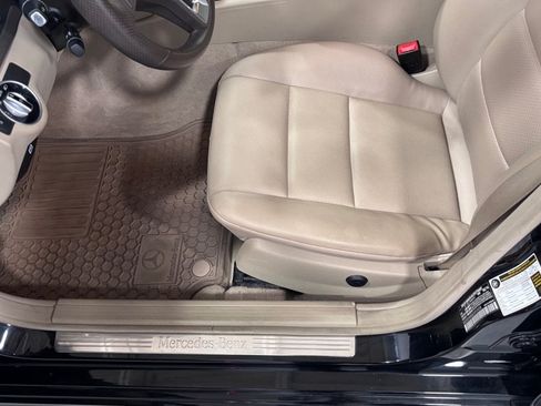 Used 2014 Mercedes-Benz C 300 4MATIC Sedan image 11