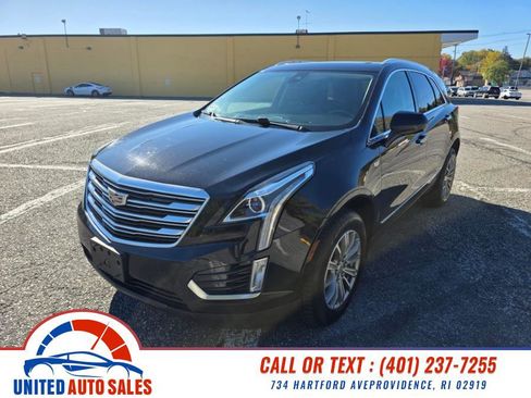 Used 2017 Cadillac XT5 Luxury w/ Driver Awareness Package image 1