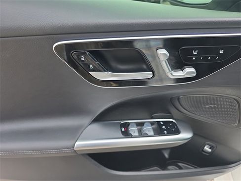 Used 2025 Mercedes-Benz C 300 C 300 image 16