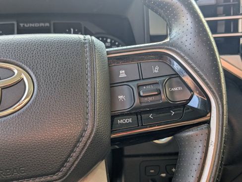 Used 2022 Toyota Tundra SR5 w/ SR5 Convenience Package image 13