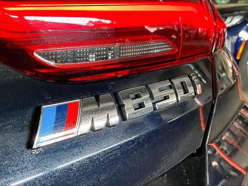 Used 2023 BMW M850i xDrive Convertible w/ M Sport Professional Package image 9