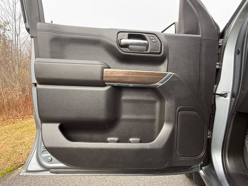 Used 2019 Chevrolet Silverado 1500 RST w/ All-Star Edition image 12