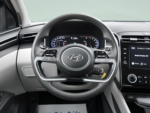 Certified 2024 Hyundai Tucson SE AWD/4WD image 15