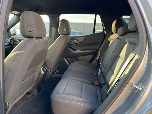 Used 2025 Chevrolet Equinox LT image 24