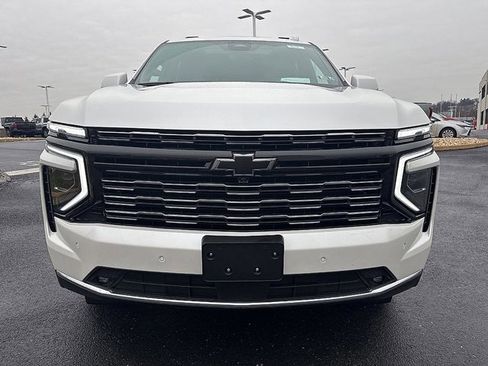 Used 2025 Chevrolet Tahoe High Country image 2