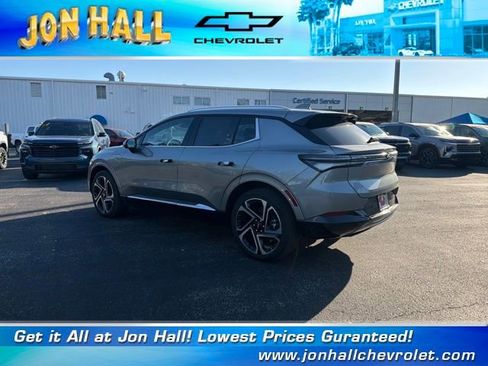 New 2026 Chevrolet Equinox EV LT image 5