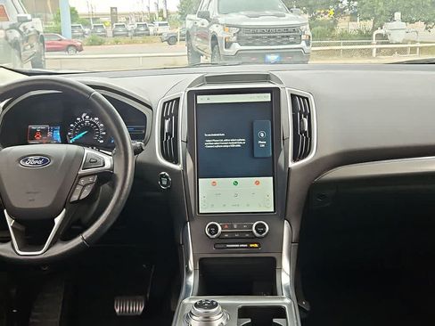 Used 2023 Ford Edge Titanium AWD/4WD image 14