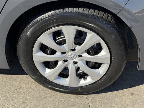 Certified 2025 Toyota Corolla LE image 8