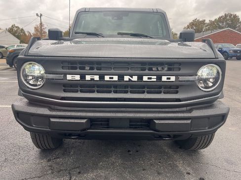 New 2025 Ford Bronco 4-Door AWD/4WD image 8