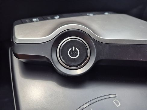 New 2025 Kia EV6 Wind image 31