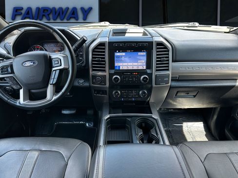 Certified 2019 Ford F250 Platinum w/ Platinum Ultimate Package AWD/4WD image 14