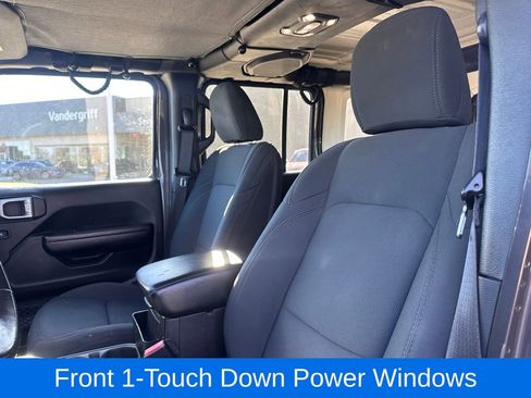 Used 2021 Jeep Wrangler Unlimited Sport image 16