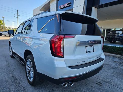 Used 2024 GMC Yukon Denali image 3