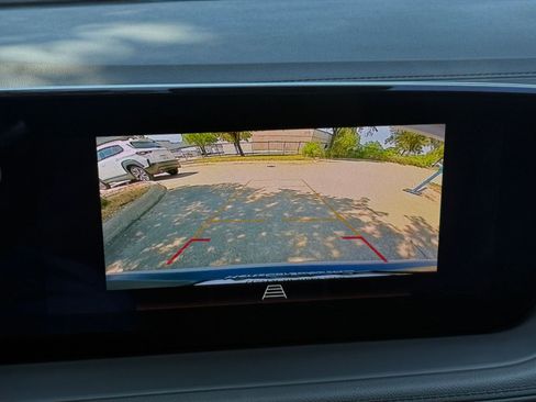 Used 2025 Buick Encore GX Preferred AWD/4WD image 24