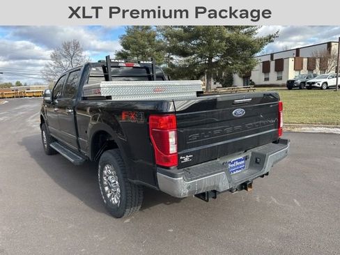 Used 2021 Ford F250 XLT w/ XLT Premium Package image 4