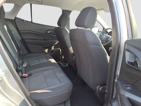 New 2026 Chevrolet Trax LS w/ LS Convenience Package FWD image 12