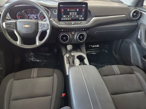 Used 2023 Chevrolet Blazer LT w/ Convenience Package FWD image 9