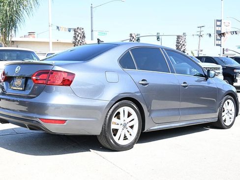 Used 2012 Volkswagen Jetta GLI FWD image 7
