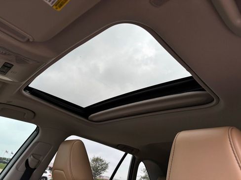 Used 2023 Toyota RAV4 XLE Premium FWD image 16