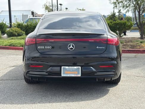 Used 2023 Mercedes-Benz EQS 580 4MATIC Sedan image 9