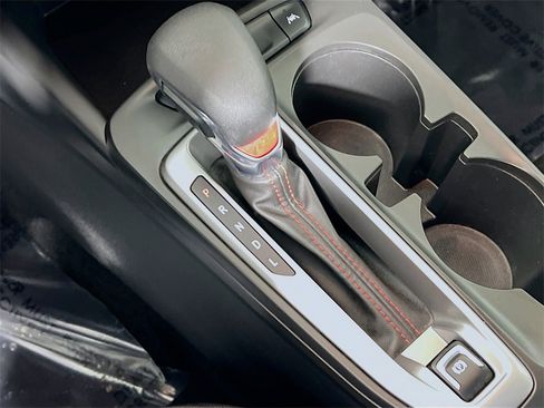 Used 2024 Chevrolet Trax RS w/ Driver Confidence Package image 16