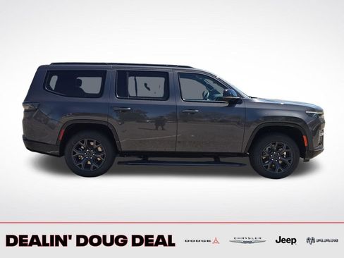 New 2026 Jeep Grand Wagoneer Limited AWD/4WD image 6
