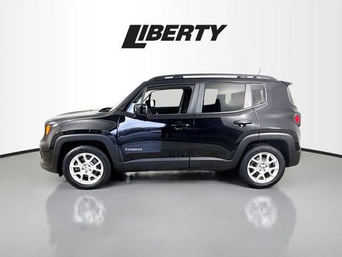 Used 2021 Jeep Renegade Latitude image 4