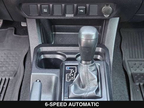 Used 2022 Toyota Tacoma SR w/ SX Package RWD image 21
