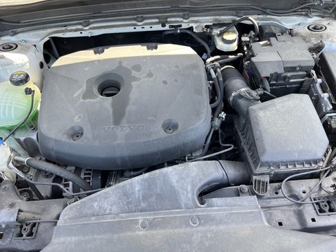 Used 2019 Volvo XC40 T5 Inscription image 34