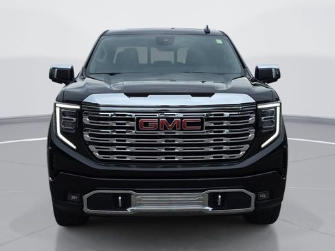 Certified 2023 GMC Sierra 1500 Denali w/ Denali Reserve Package AWD/4WD image 10