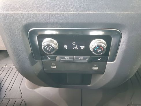 Certified 2023 GMC Yukon XL Denali image 21