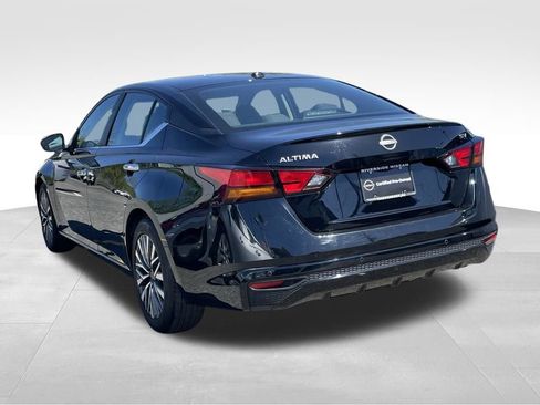 Certified 2024 Nissan Altima 2.5 SV FWD image 4