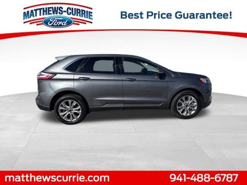 Used 2024 Ford Edge Titanium image 3