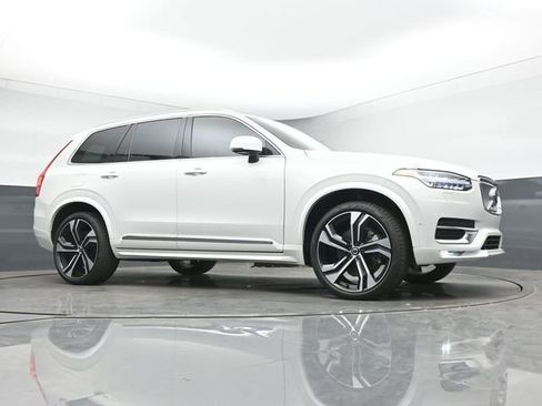 Used 2024 Volvo XC90 B6 Ultimate w/ Protection Package Premier AWD/4WD image 10