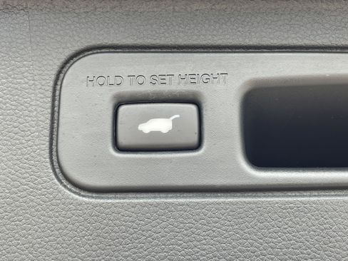 Used 2023 Honda Pilot Elite image 26
