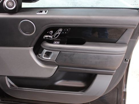 Used 2020 Land Rover Range Rover Long Wheelbase HSE image 21