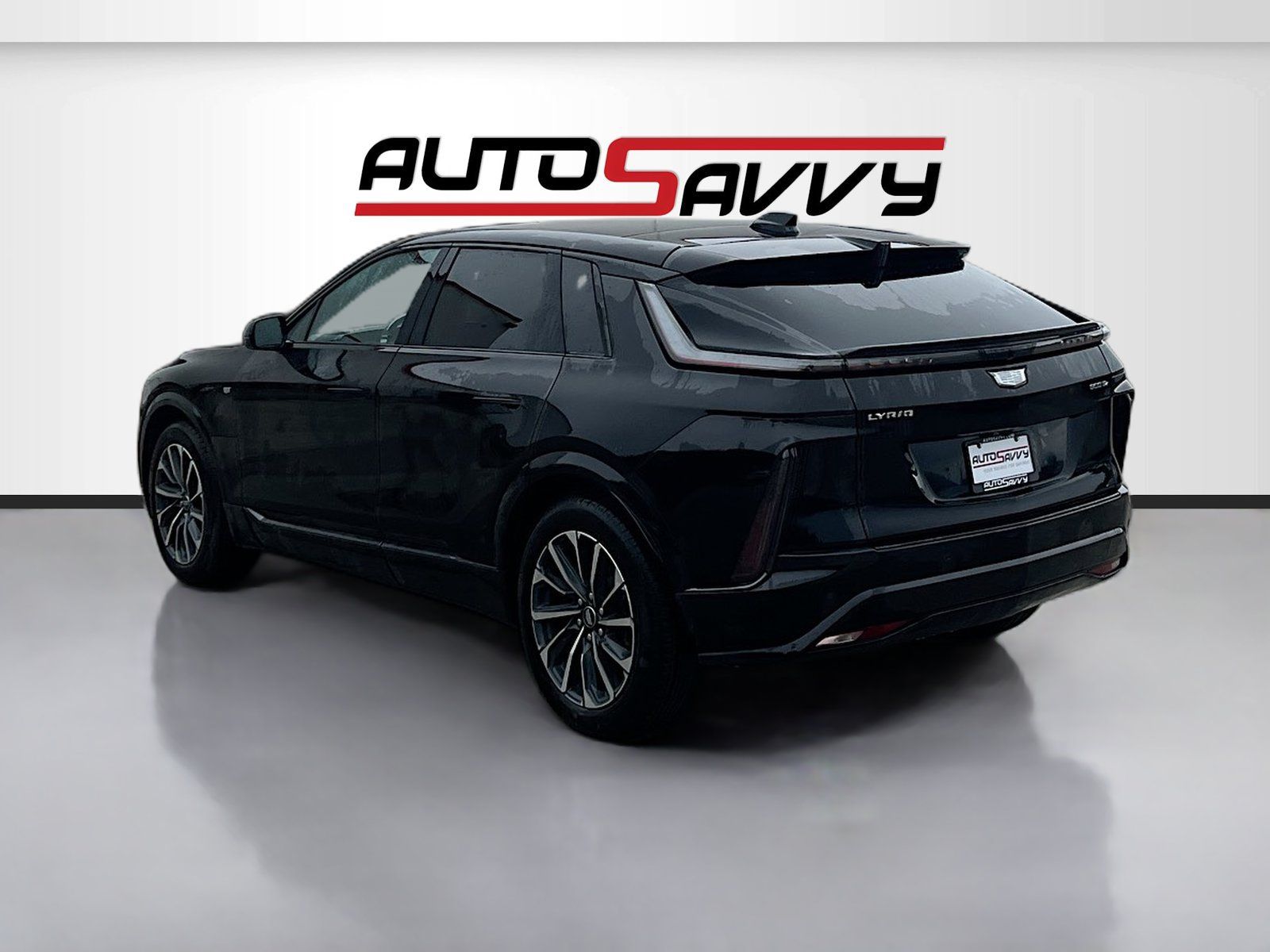 Used 2025 Cadillac Lyriq Sport AWD/4WD image 5