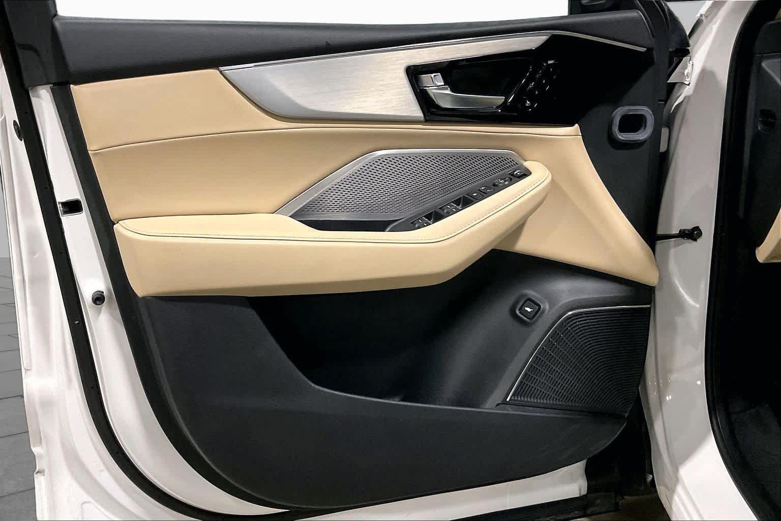 Certified 2024 Acura MDX FWD image 21