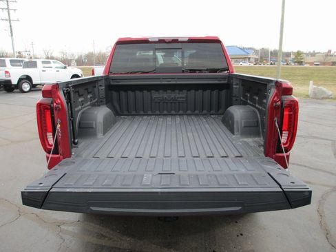 Certified 2025 GMC Sierra 1500 AT4X image 7